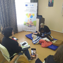 В Витебской области мы провели семинар-тренинг для специалистов районных ЦКРОиР и родителей, воспитывающих тяжелобольных детей
